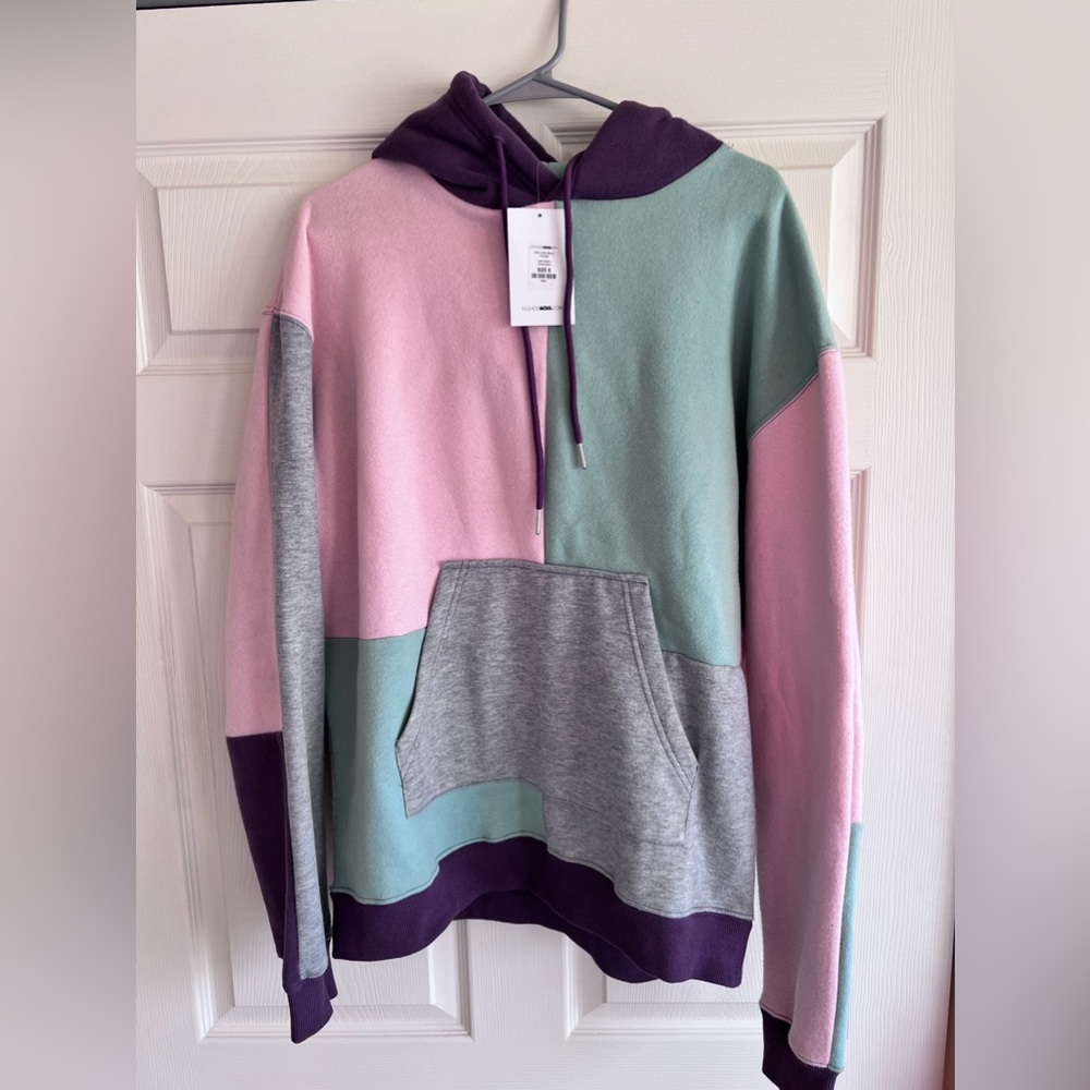 Fashion nova men’s small 80’s inspired color block hoodie